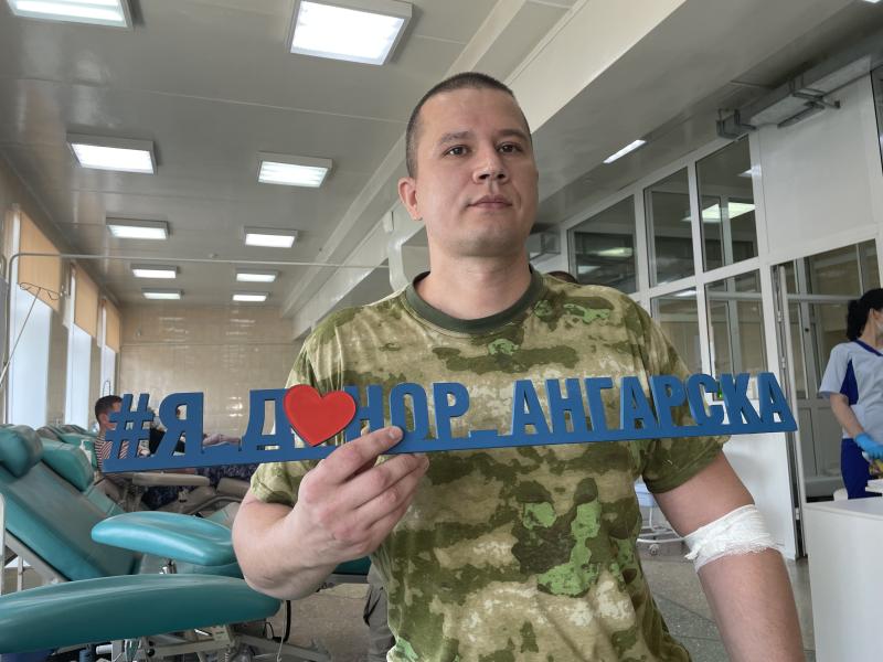 Росгвардейцы из Иркутской области сдали кровь для детей Донбасса