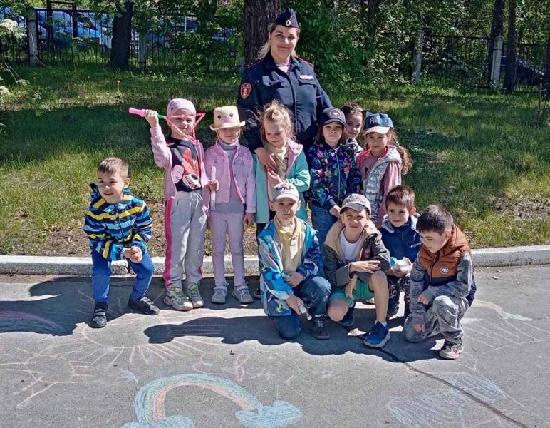 Росгвардейцы провели ряд мероприятий ко Дню защиты детей на Южном Урале