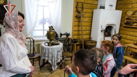 В Йошкар-Оле представители Росгвардии организовали для детей военнослужащих и сотрудников ведомства познавательную экскурсию