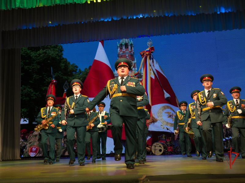 Военный оркестр Росгвардии принял участие в благотворительном концерте в Томске