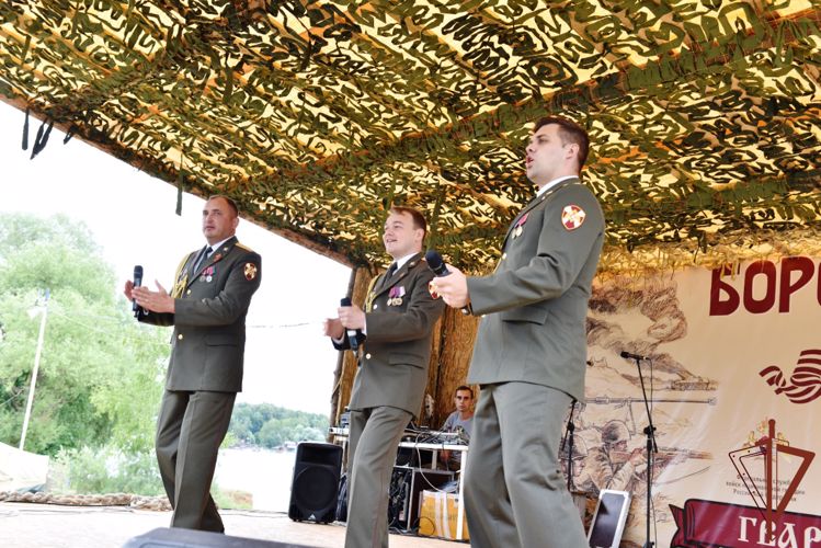 Музыканты Росгвардии дали концерт на военно-патриотических сборах «Гвардейская смена. Бородино -2022»