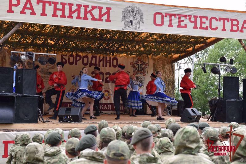 Музыканты Росгвардии дали концерт на военно-патриотических сборах «Гвардейская смена. Бородино -2022»
