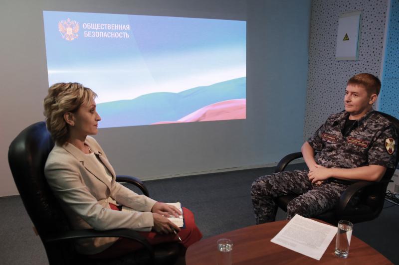 В Мордовии заместитель начальника ЦЛРР региональной Росгвардии проинформировал зрителей республиканского телеканала об изменениях в ФЗ «Об оружии»