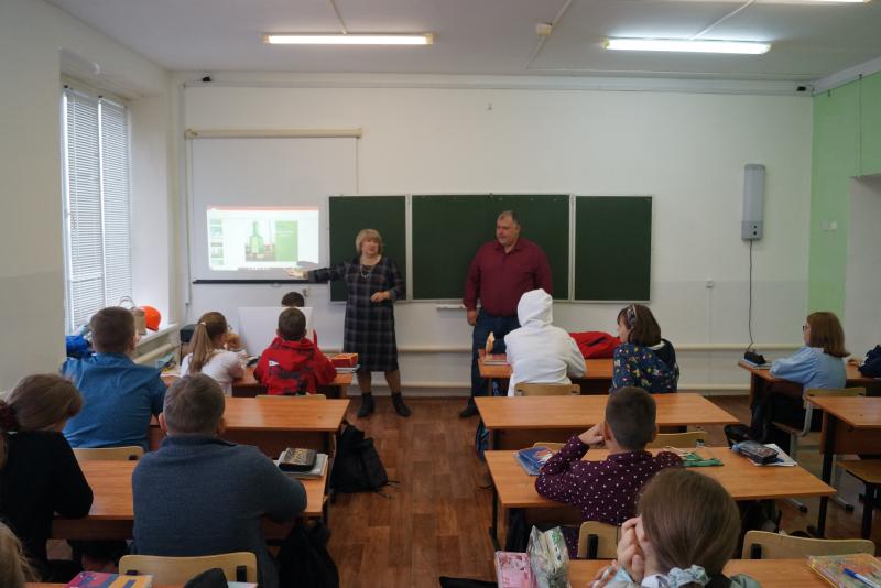 Специалисты «Курскэнерго» напоминают школьникам о правилах электробезопасности