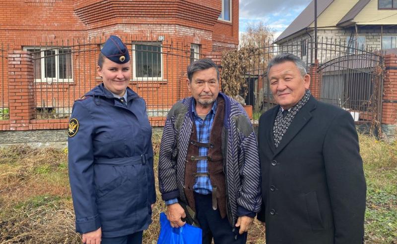 Сотрудники ИК-1 ОФСИН по Республике Алтай  посетили по месту жительства пенсионеров УИС