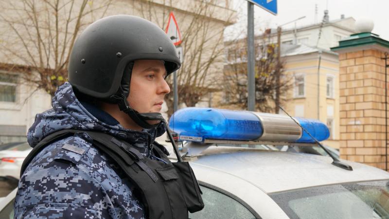 Кировские росгвардейцы задержали подозреваемых в хищениях из магазинов
