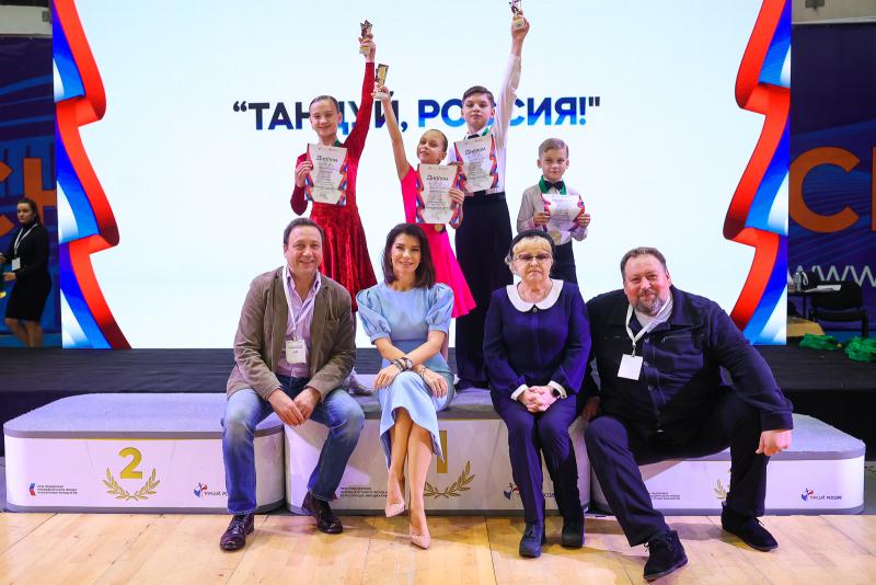Актеры сериала «Воронины» посетят финал всероссийского конкурса-фестиваля «Танцуй, Россия!» в Москве