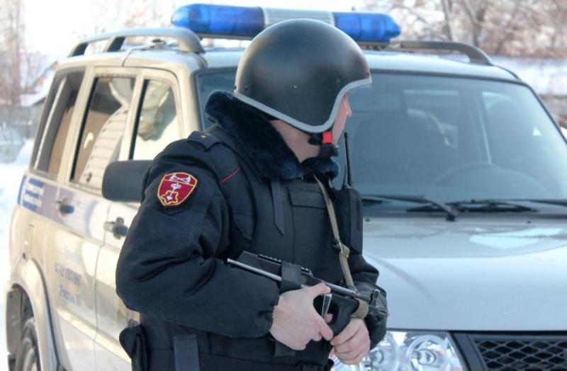 В Оренбурге сотрудники Росгвардии задержали мужчину по подозрению в краже, у которого при себе был шприц с неизвестным средством