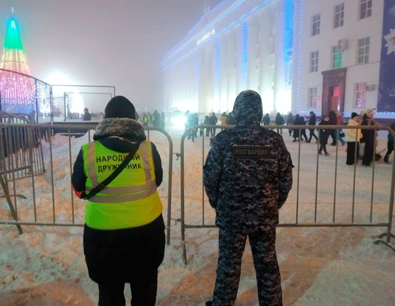 Сотрудники и военнослужащие Управления Росгвардии по Ульяновской области обеспечили безопасность в новогоднюю ночь