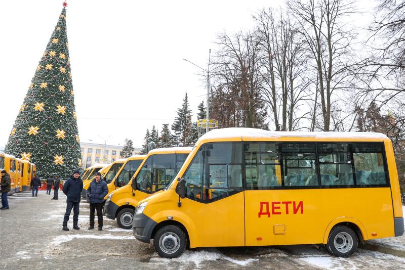 Новый школьный транспорт для Чувашской Республики: ГК «СТТ» поставила 55 школьных автобусов ГАЗ для перевозки учащихся региона