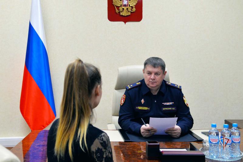 Начальник Управления Росгвардии по Ямало-Ненецкому автономному округу провел личный прием граждан