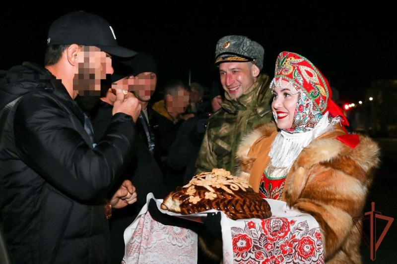 В Москве торжественно встретили спецназовцев Росгвардии - участников Международных соревнований "UAE SWATT CHALLENGE-2023"