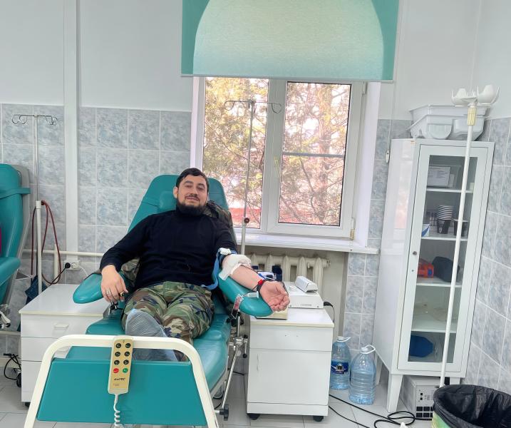 Росгвардеец из Ингушетии сдал донорскую кровь для жителя региона
