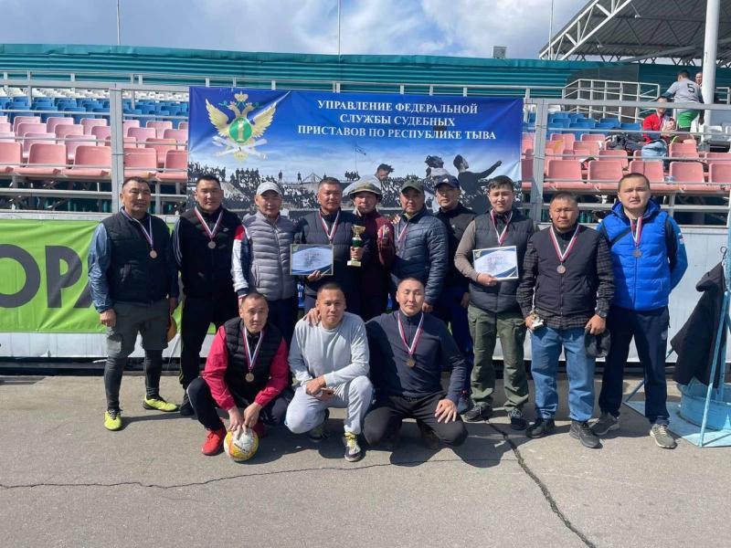 Росгвардейцы – призеры по мини-футболу среди силовых структур в Туве
