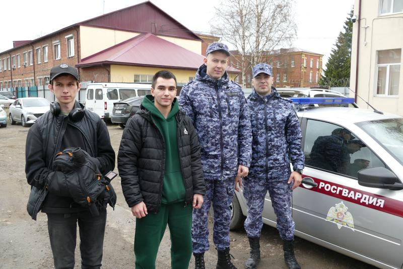 Журналист телеканала «Тивиси» провёл день с иркутскими росгвардейцами и рассказал о престиже службы в ведомстве