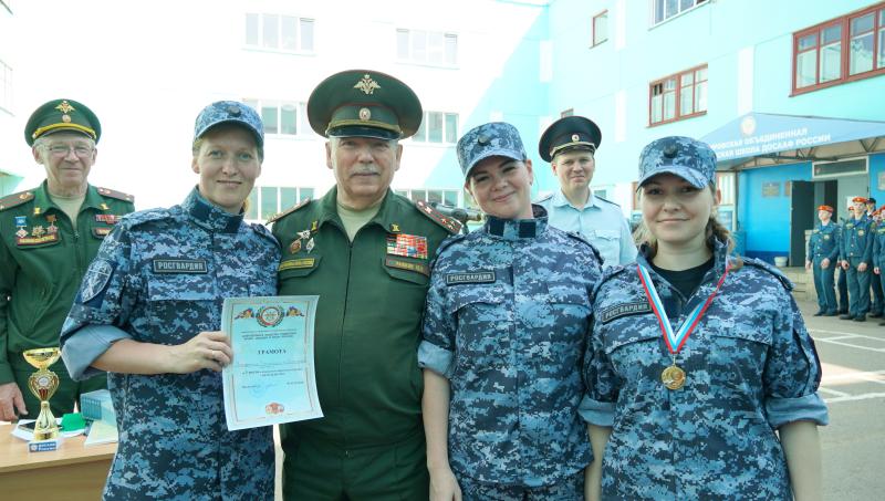 В Кирове военнослужащие Росгвардии стали призерами конкурса «Автоледи-2023»