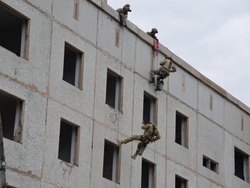 Подразделения Росгвардии приняли участие в антитеррористических учениях оперативного штаба в Хакасии