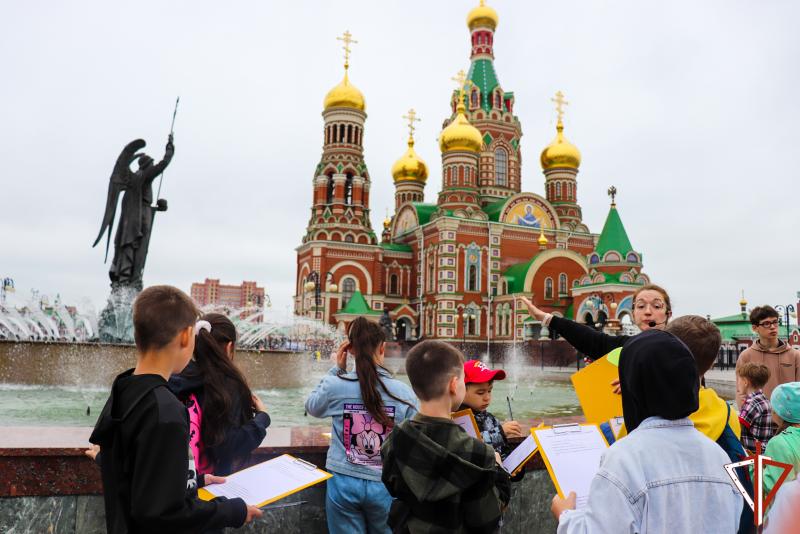 В Йошкар-Оле росгвардейцы организовали праздник, посвященный Дню защиты детей