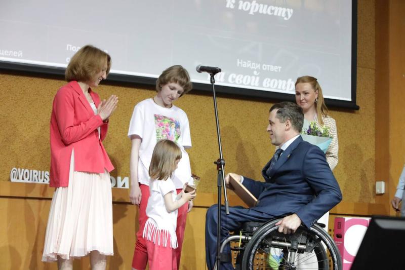 НКО из Перми получила в Москве 2 значимые награды