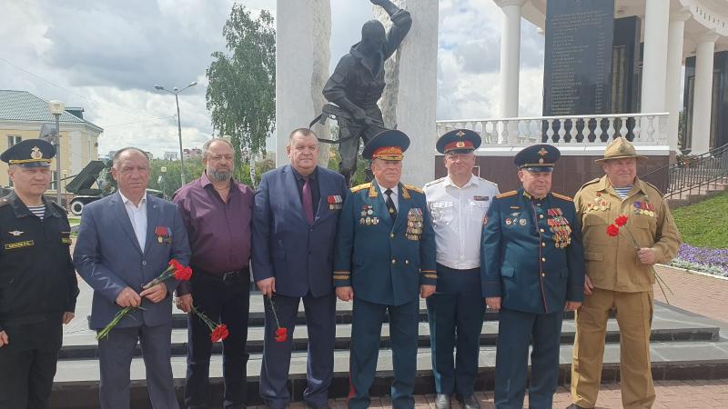 В Мордовии росгвардейцы приняли участие в церемонии, посвященной Дню ветеранов боевых действий