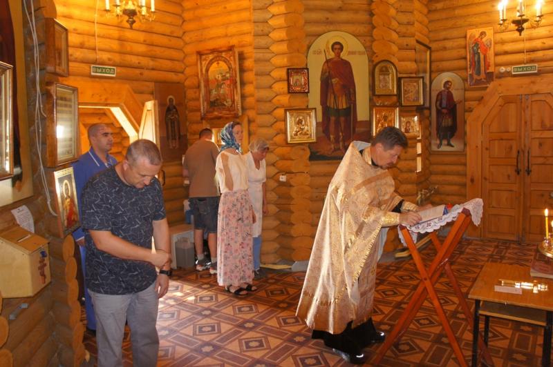 В Кирове росгвардейцы приняли участие в торжественном молебне в честь святого князя Владимира