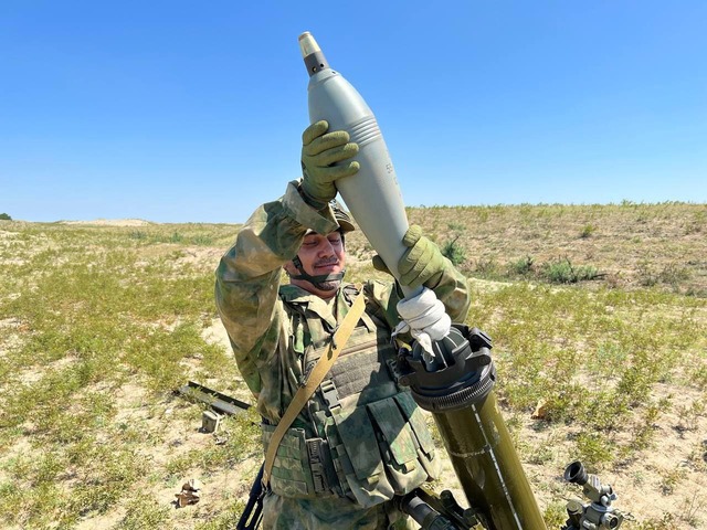Тактическое учение минометной батареи полка оперативного назначения Росгвардии прошло в Чеченской Республике