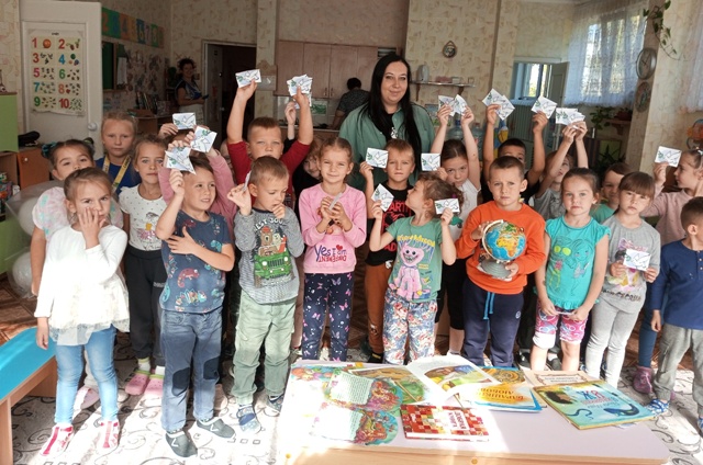 Час мира "Детям планеты мир без тревог и слез", к Международному дню мира