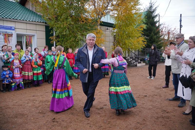 Министерство культуры Бурятии, глава ведомства Соелма Дагаева - "В 2023 году открыли в республике по национальному проекту "Культура России" 14-я модельную библиотеку для детей"