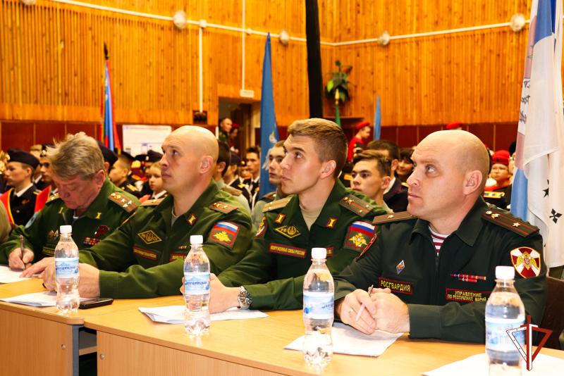 Представитель Росгвардии принял участие в проведении конкурса знаменных групп военно-патриотических объединений и юнармейских отрядов Республики Марий Эл