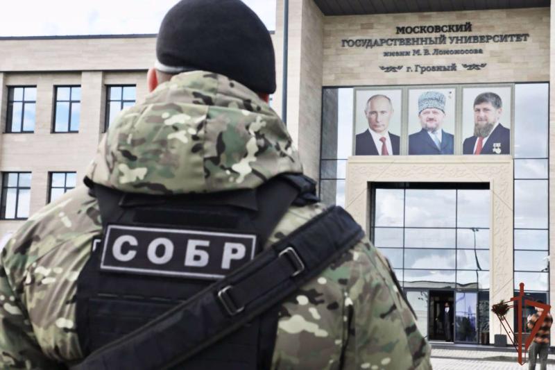 РОСГВАРДИЯ ОБЕСПЕЧИЛА БЕЗОПАСНОСТЬ ЦЕРЕМОНИИ ОТКРЫТИЯ ФИЛИАЛА МГУ В ГРОЗНОМ