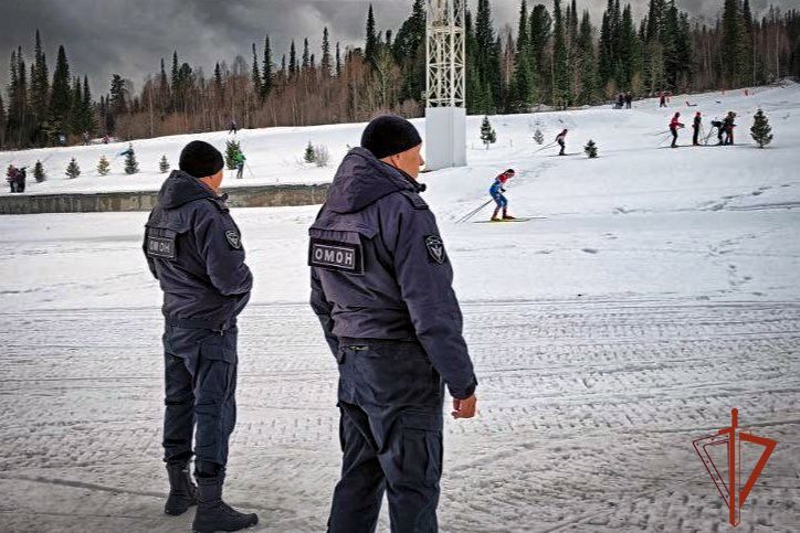 Росгвардейцы обеспечили общественную безопасность во время I этапа Кубка России по лыжным гонкам в Хакасии