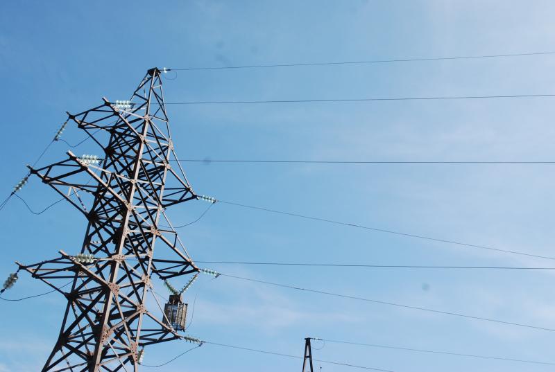 «Курскэнерго» призывает проявлять осторожность рядом с энергообъектами во время непогоды