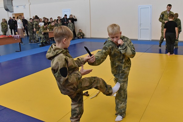 Кадеты регионального Управления Росгвардии стали победителями соревнований по самообороне