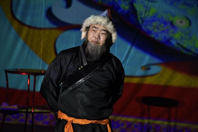 Россия, Культура, Концерт, 2023 - министр культуры Бурятии Соелма Дагаева,  министерство культуры Бурятии: "Бурятский госцирк гастролировал в Луганске" - Театр, Дети,