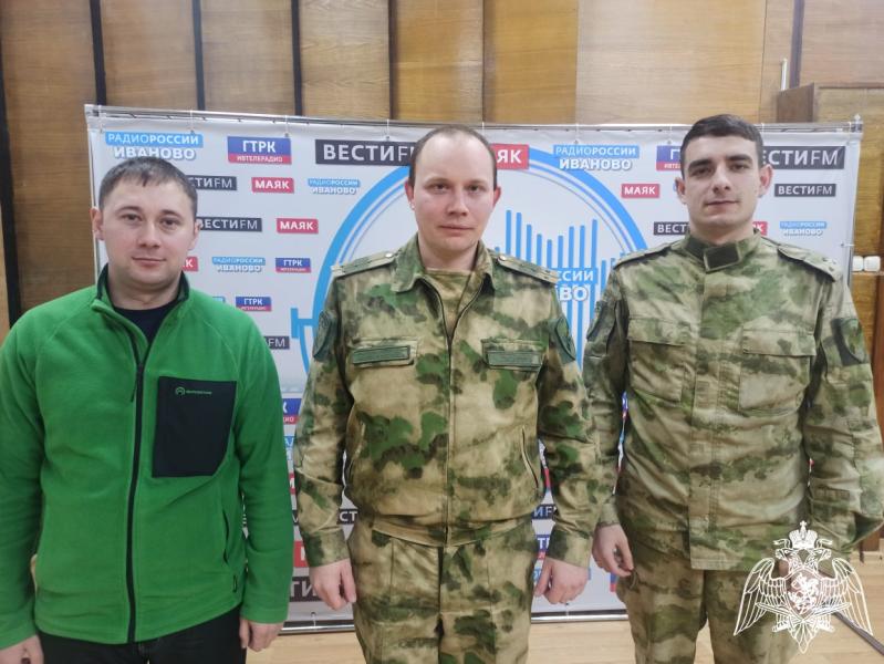 Офицеры Росгвардии рассказали слушателям «Радио России -Иваново» о военных институтах ведомства