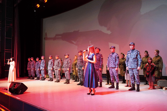 Ульяновские росгвардейцы приняли участие в театрализованной постановке ко Дню героев Отечества