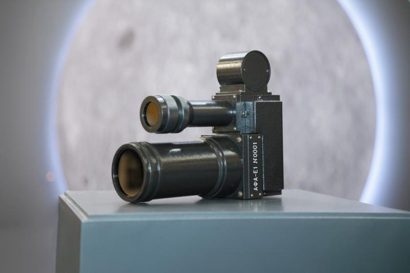 Предприятие «Швабе» подарило экспонаты музею истории космонавтики в Калуге