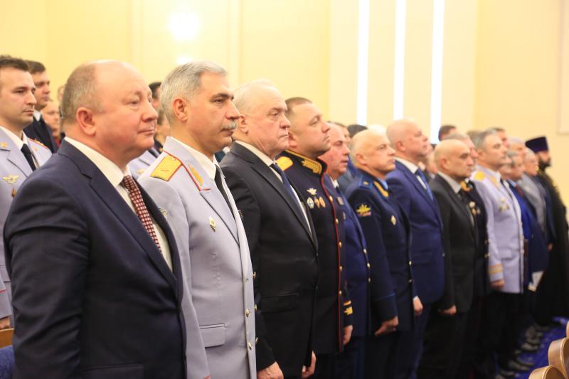 НАЧАЛЬНИК УПРАВЛЕНИЯ РОСГВАРДИИ ПО ВОРОНЕЖСКОЙ ОБЛАСТИ ГЕНЕРАЛ-МАЙОР ДМИТРИЙ АСТАФЬЕВ ПОЗДРАВИЛ ВОРОНЕЖСКИЙ ИНСТИТУТ МВД РОССИИ С 45-ЛЕТИЕМ