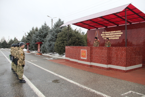 Курсанты Новосибирского военного института Росгвардии оттачивают командирскую выучку в Чеченской Республике