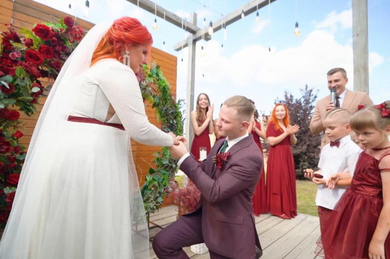 «Внешне не подходят»: пара из Новосибирска поженилась на шоу «Четыре свадьбы»