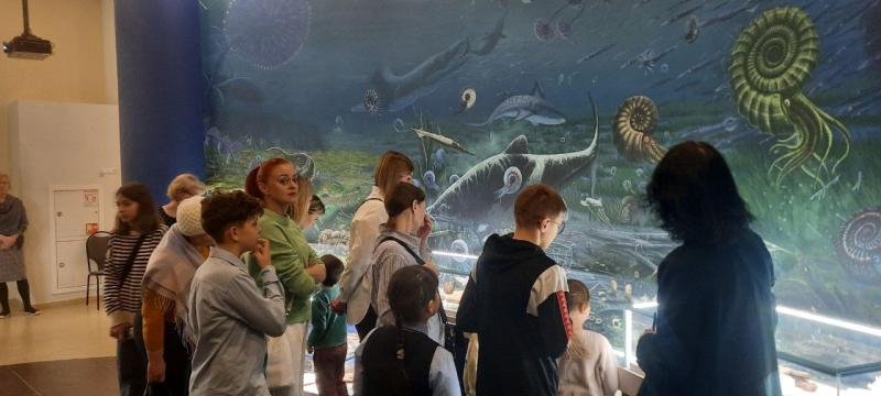 В Мордовии росгвардейцы с детьми посетили краеведческий музей
