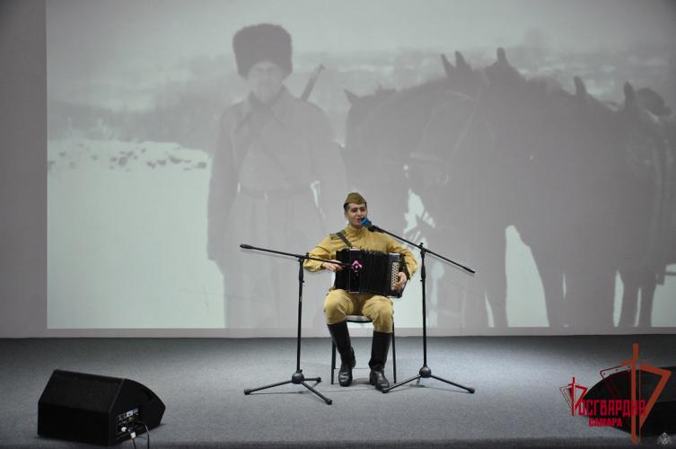 Самарский росгвардеец стал победителем окружного этапа смотра-конкурса самодеятельного художественного творчества Росгвардии «Солдаты антитеррора»