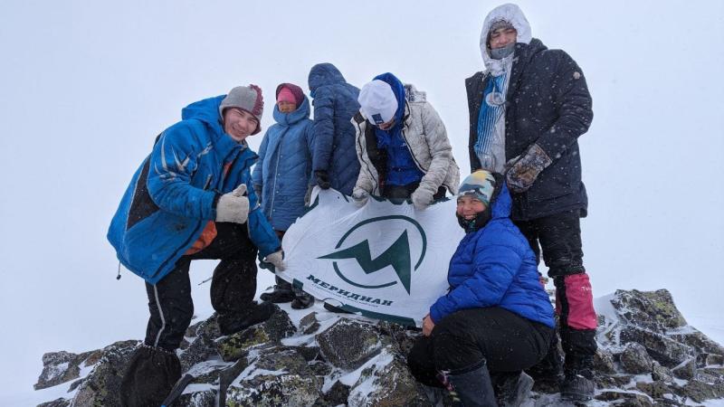 Туристы из ХГУ совершили десятидневный лыжный поход 