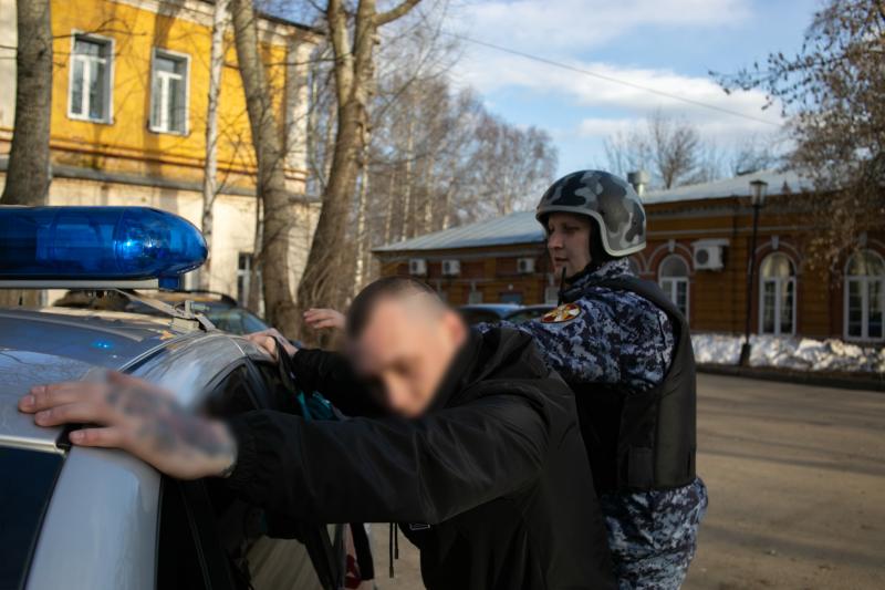 В Кирово-Чепецке росгвардейцы выявили водителя, не имеющего права управления транспортным средством