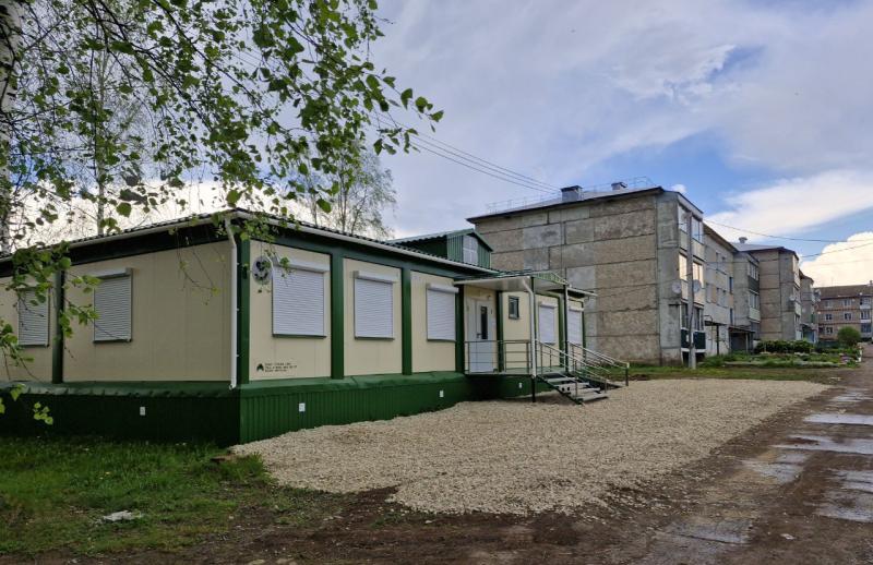 Сотрудники «Кировэнерго» подключили к электросетям новые здания двух медицинских учреждений