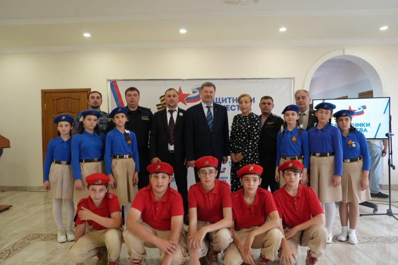 Росгвардейцы Ингушетии поздравили филиал фонда «Защитники Отечества» с годовщиной образования