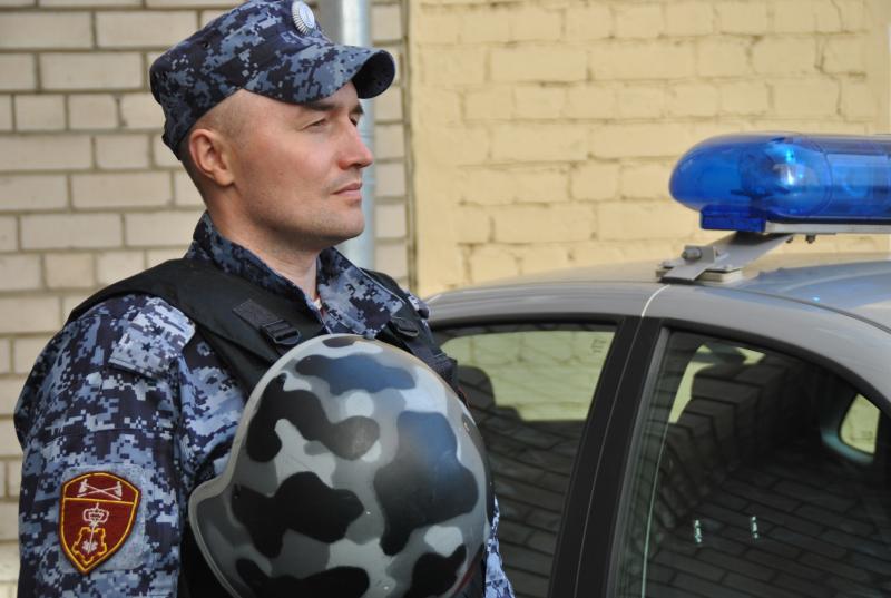 В Кирове росгвардейцы задержали за очередное хищение уже находящегося в розыске гражданина