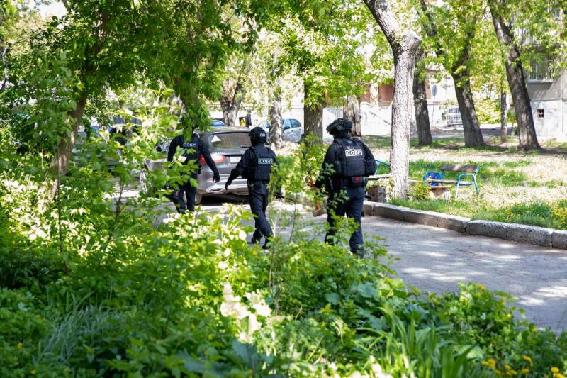 Спецназ Росгвардии оказал содействие в задержании участников ОПГ в Челябинске