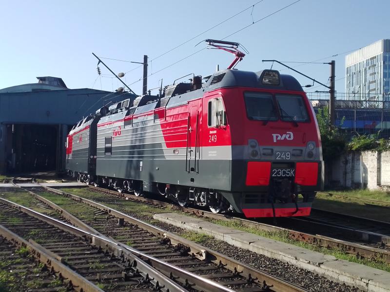 Ростовский ЭРЗ Желдорреммаш в 4,2 раза увеличил объем ремонта электровозов серии 2ЭС5К «Ермак».
