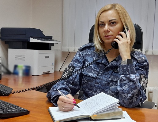 Офицер отдела кадров Управления Росгвардии по Нижегородской области в ходе прямой телефонной линии рассказал о приеме на службу